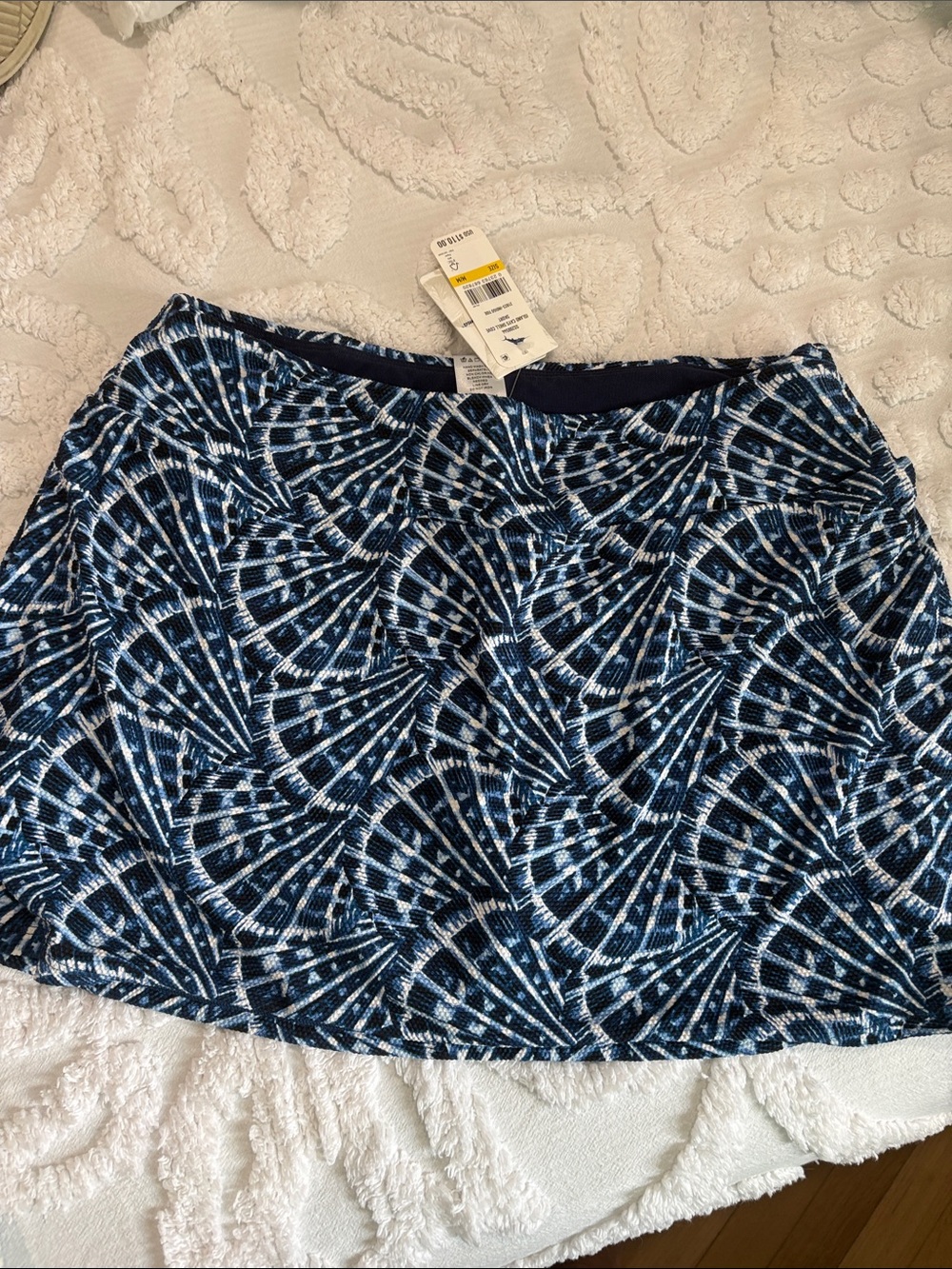 Tommy Bahama Navy & Light Blue Patterned Circle Skort